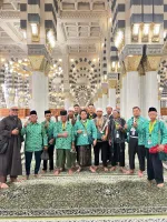 November 2024 Umroh Promo : 10 November 2024 Start Surabaya 16 gambar_whatsapp_2024_11_12_pukul_17_17_59_404c5c89